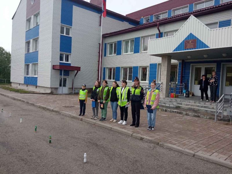 В Муезерском районе сотрудники Госавтоинспекции организовали квест-игру для детей
